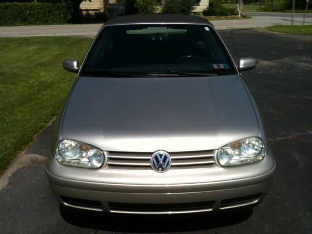 2001 Volkswagen Cabrio S Sedan