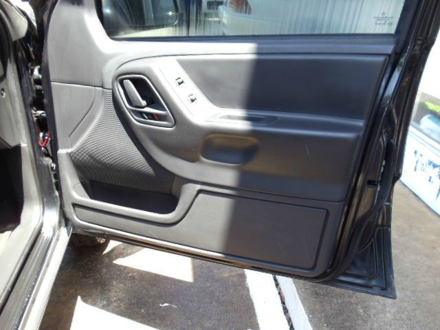 2001 Volkswagen Cabrio SE Crew Cab 4WD FFV