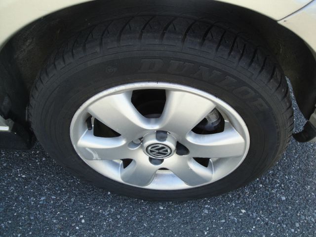 2001 Volkswagen Cabrio SE Crew Cab 4WD FFV