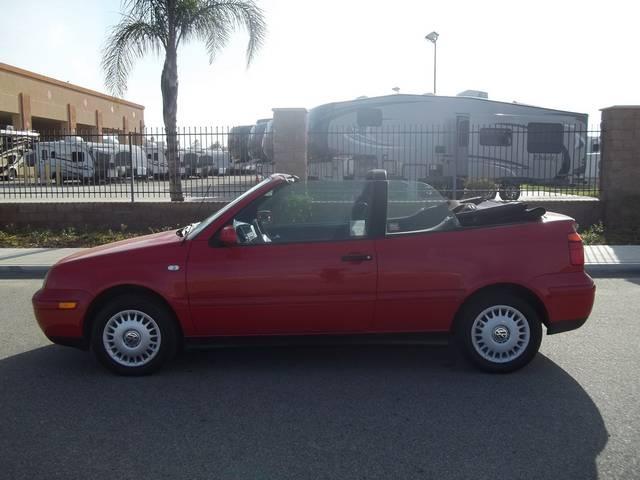 2002 Volkswagen Cabrio FWD 4dr Sport