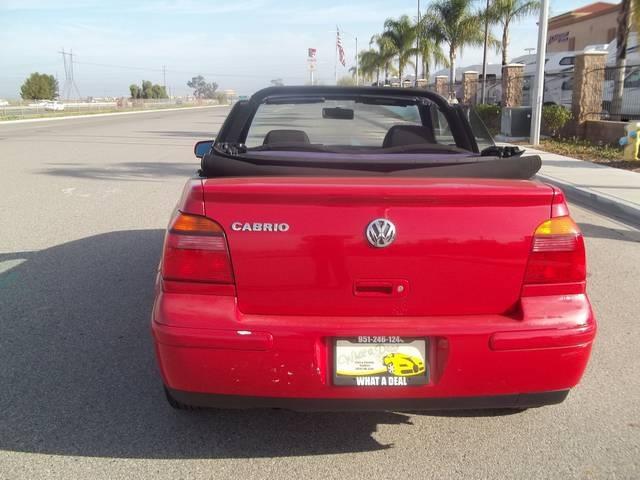 2002 Volkswagen Cabrio FWD 4dr Sport