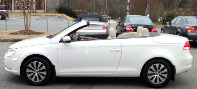 2007 Volkswagen Eos Wagon SE