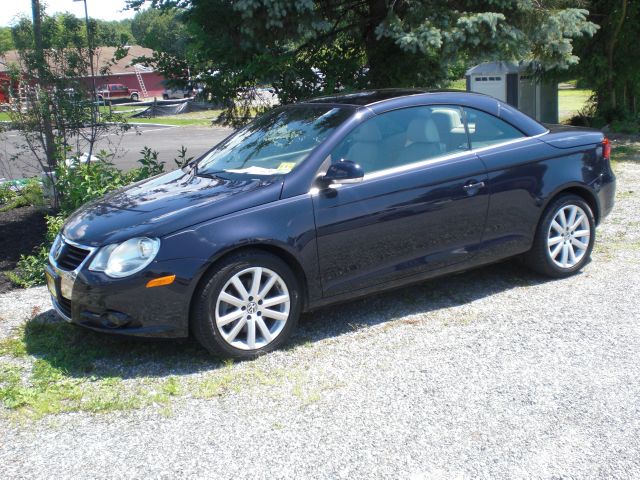 2007 Volkswagen Eos 2006 Ford LX