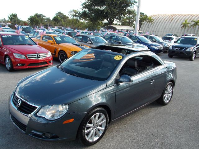 2007 Volkswagen Eos 2006 Ford LX
