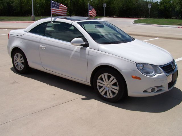 2007 Volkswagen Eos Wagon SE