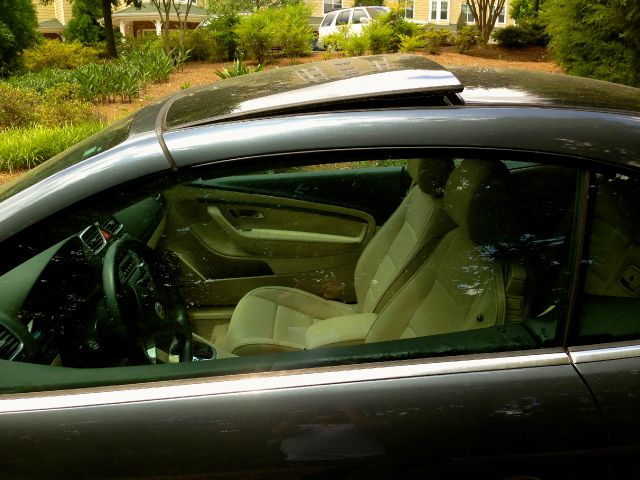 2007 Volkswagen Eos Wagon SE