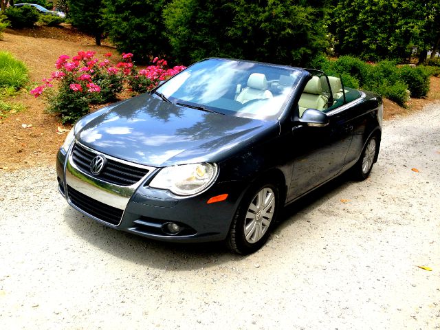 2007 Volkswagen Eos Wagon SE