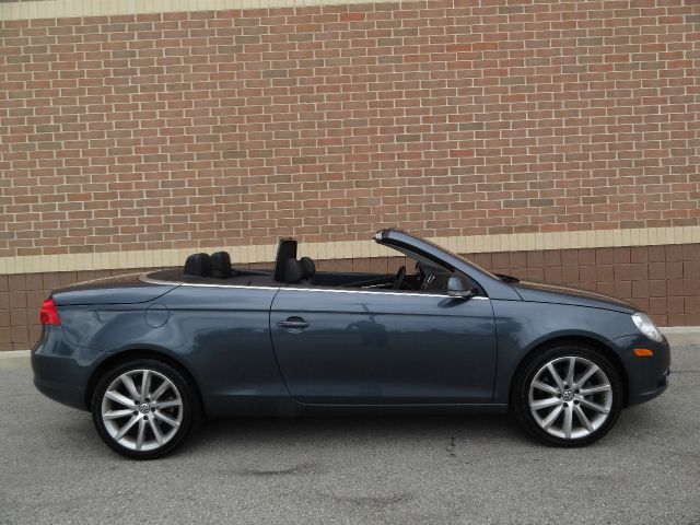 2007 Volkswagen Eos 7 Passenger Quad Seating 4 Door