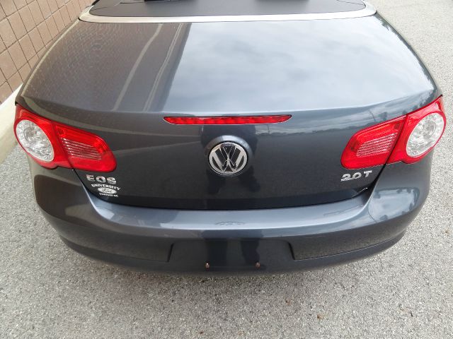 2007 Volkswagen Eos 7 Passenger Quad Seating 4 Door