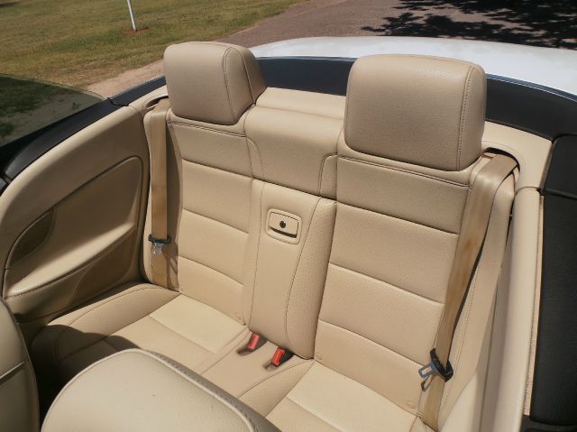 2008 Volkswagen Eos Series 4
