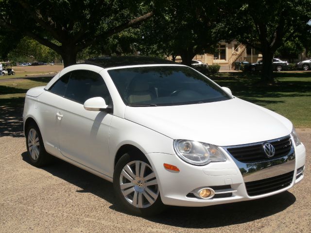 2008 Volkswagen Eos Series 4