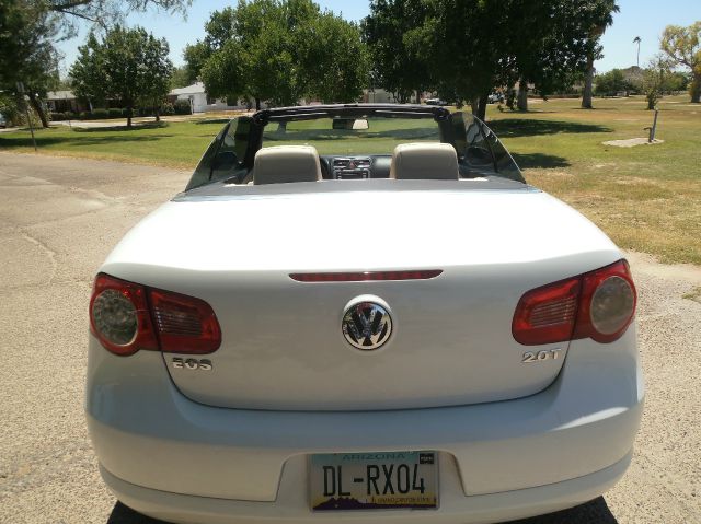 2008 Volkswagen Eos Series 4