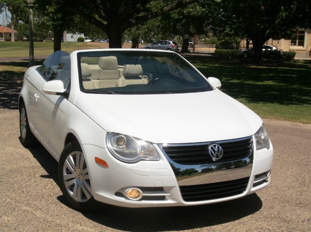 2008 Volkswagen Eos Series 4