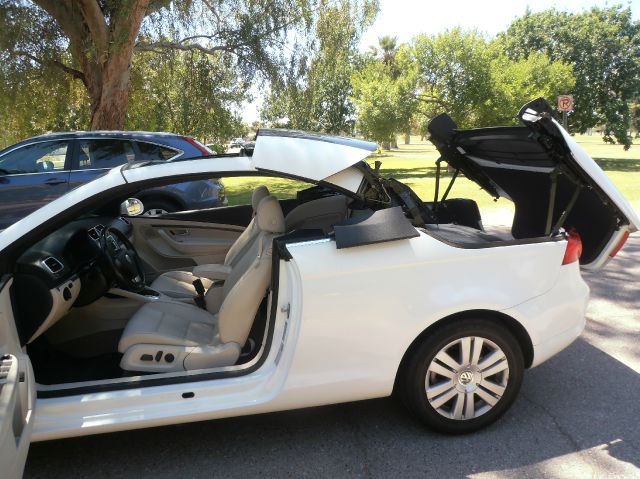 2008 Volkswagen Eos Series 4
