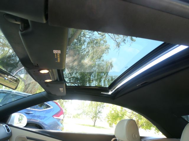 2008 Volkswagen Eos Series 4