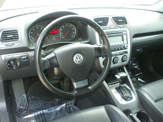 2008 Volkswagen Eos Series 4