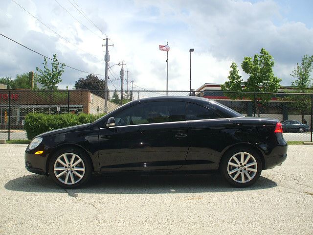 2008 Volkswagen Eos Series 4