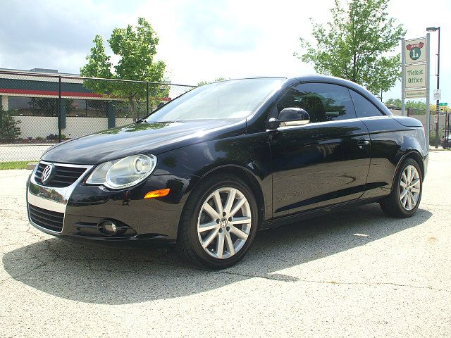 2008 Volkswagen Eos Series 4