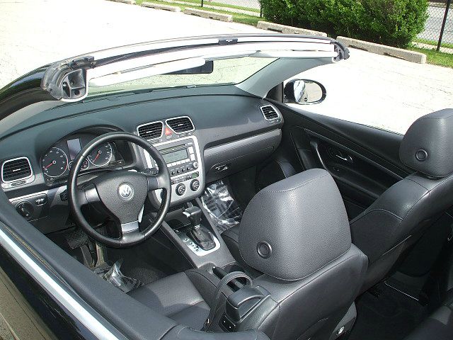 2008 Volkswagen Eos Series 4