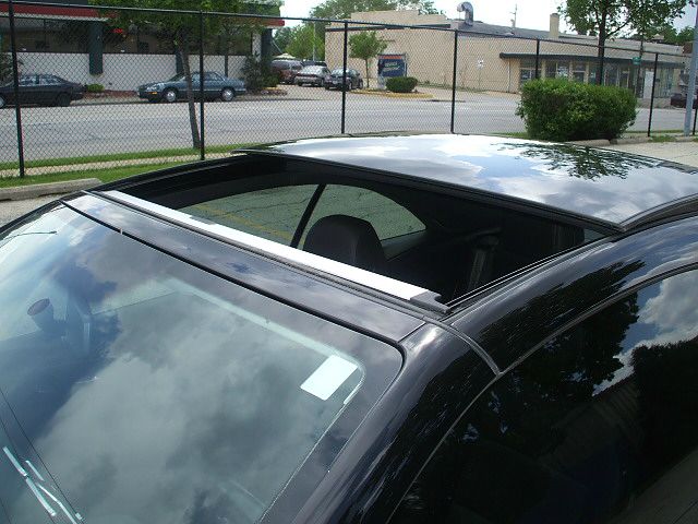 2008 Volkswagen Eos Series 4