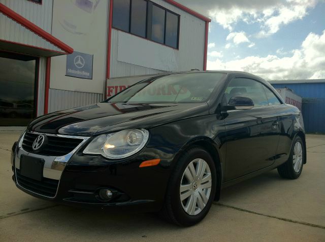 2008 Volkswagen Eos Series 4