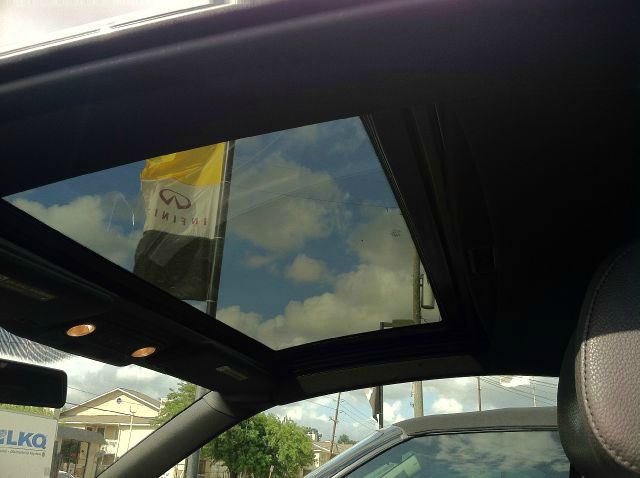 2008 Volkswagen Eos Series 4