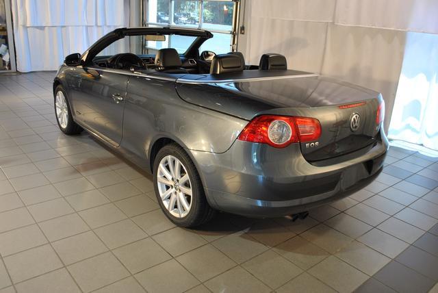 2008 Volkswagen Eos Series 4