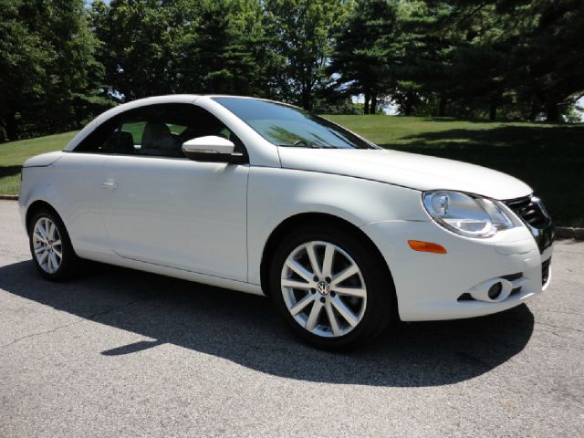 2010 Volkswagen Eos 4x4 LTZ
