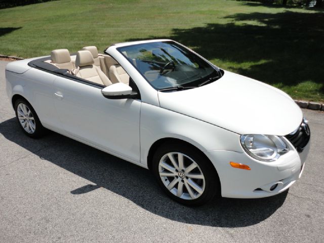 2010 Volkswagen Eos 4x4 LTZ