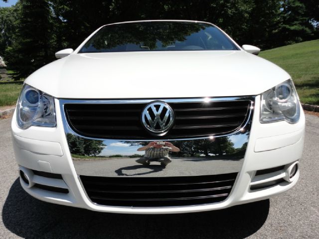 2010 Volkswagen Eos 4x4 LTZ
