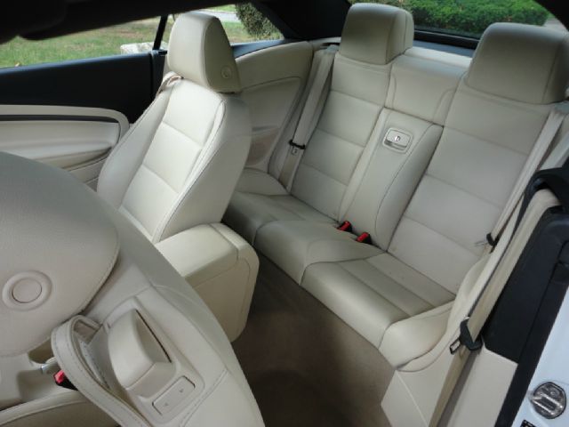 2010 Volkswagen Eos 4x4 LTZ