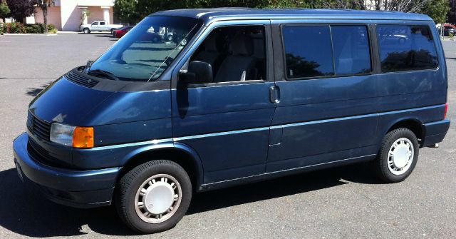 1993 Volkswagen EuroVan Deluxe Sport