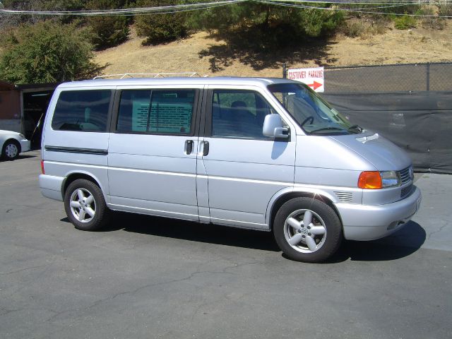 2001 Volkswagen EuroVan FWD 4dr Sport