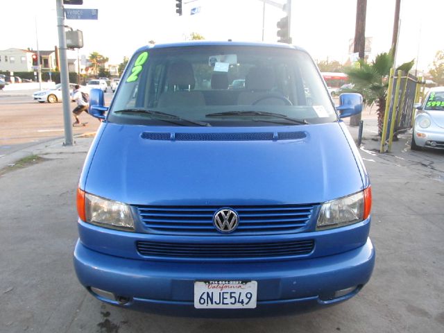 2002 Volkswagen EuroVan Deluxe Sport
