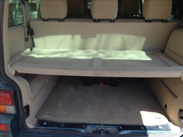 2003 Volkswagen EuroVan FWD 4dr Sport