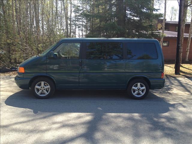 2003 Volkswagen EuroVan FWD 4dr Sport