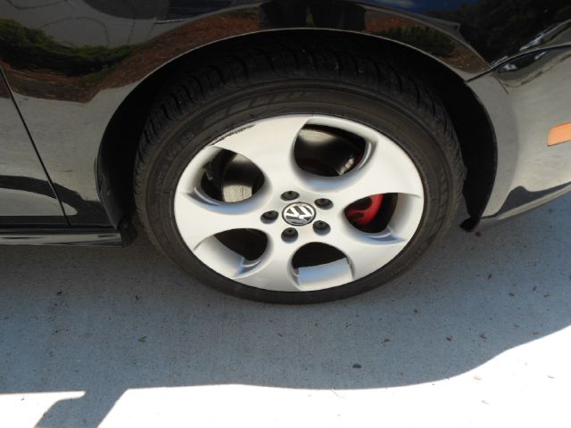 2009 Volkswagen GLI 4 Door Wagon HEMI