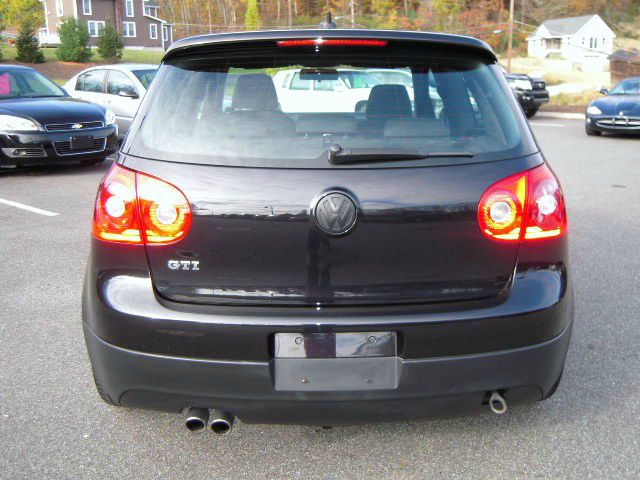 2008 Volkswagen GTI Club Coupe Wideside 141.5