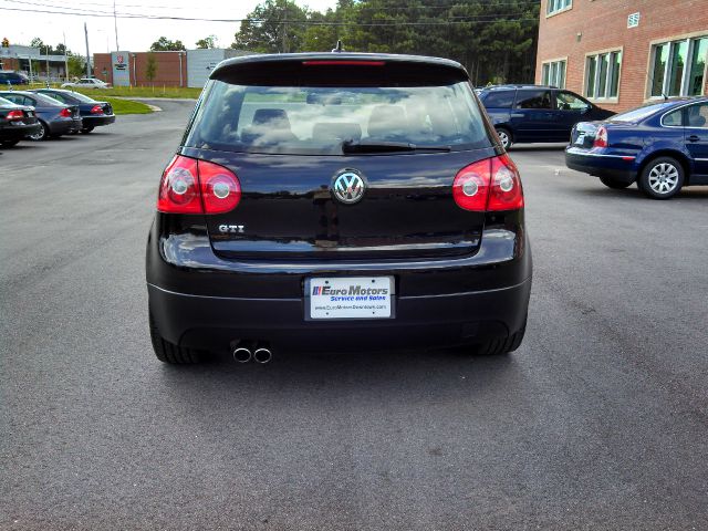 2009 Volkswagen GTI Club Coupe Wideside 141.5