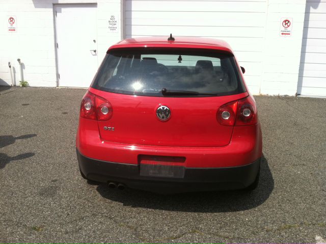 2009 Volkswagen GTI CLUB Wideside 1