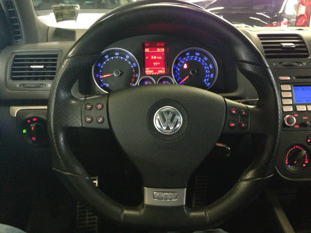 2009 Volkswagen GTI XLE W/moon-roof