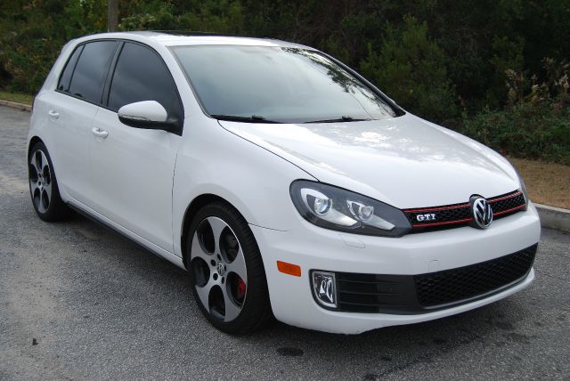 2010 Volkswagen GTI CLUB Wideside 1