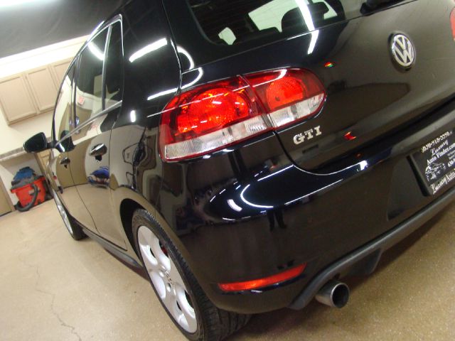 2010 Volkswagen GTI CLUB Wideside 1