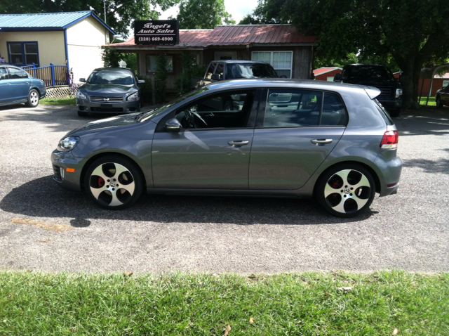 2011 Volkswagen GTI CLUB Wideside 1