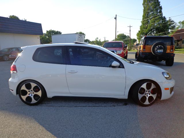 2011 Volkswagen GTI Club Coupe Wideside 141.5