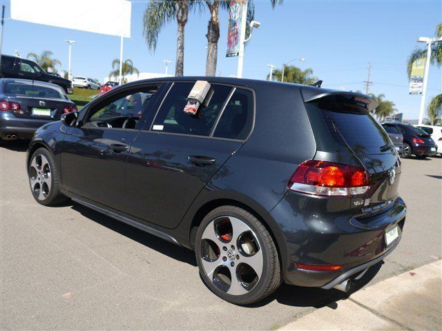2012 Volkswagen GTI AWD W/1sasunroof