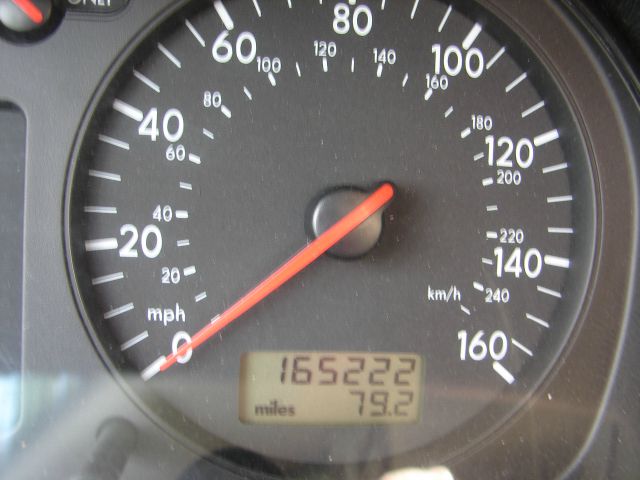 1999 Volkswagen Golf I-4 Manual