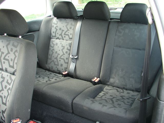 1999 Volkswagen Golf I-4 Manual