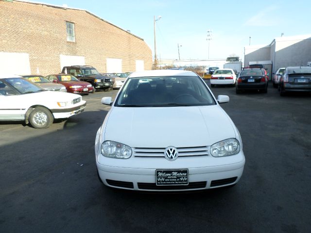 1999 Volkswagen Golf I-4 Manual