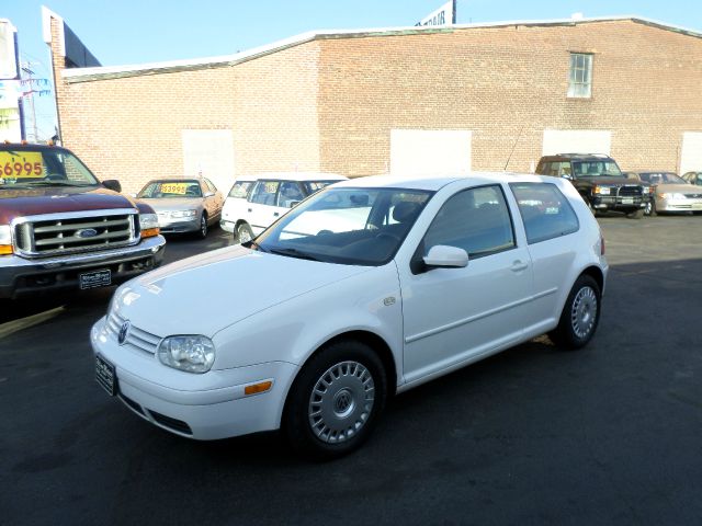 1999 Volkswagen Golf I-4 Manual
